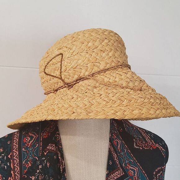 Helen Kaminski Ruffia Curved Rim Hat main image 4